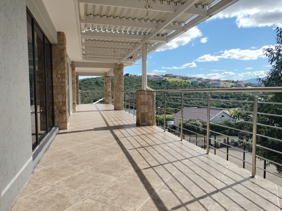 6 Bedroom Property for Sale in Bergsig Western Cape
